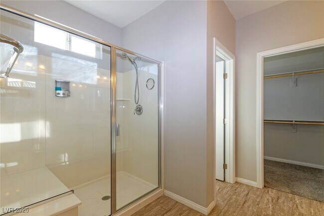 Building Photo - 10461 Skye Summit Ave