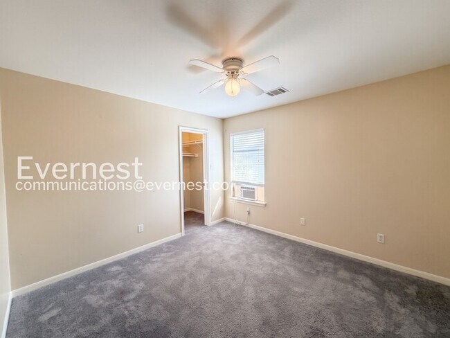 Building Photo - Modern Town Home with Fenced Backyard and Attached Garage