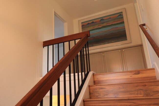 Building Photo - Spacious 3 bedrooms 3 full baths home in Chula Vista