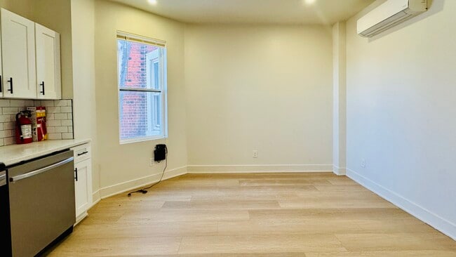Kitchen/Living Room - 5459 Cedar Ave