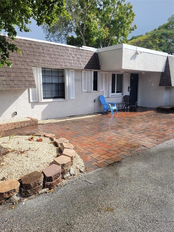 Building Photo - 770 NE 38th St