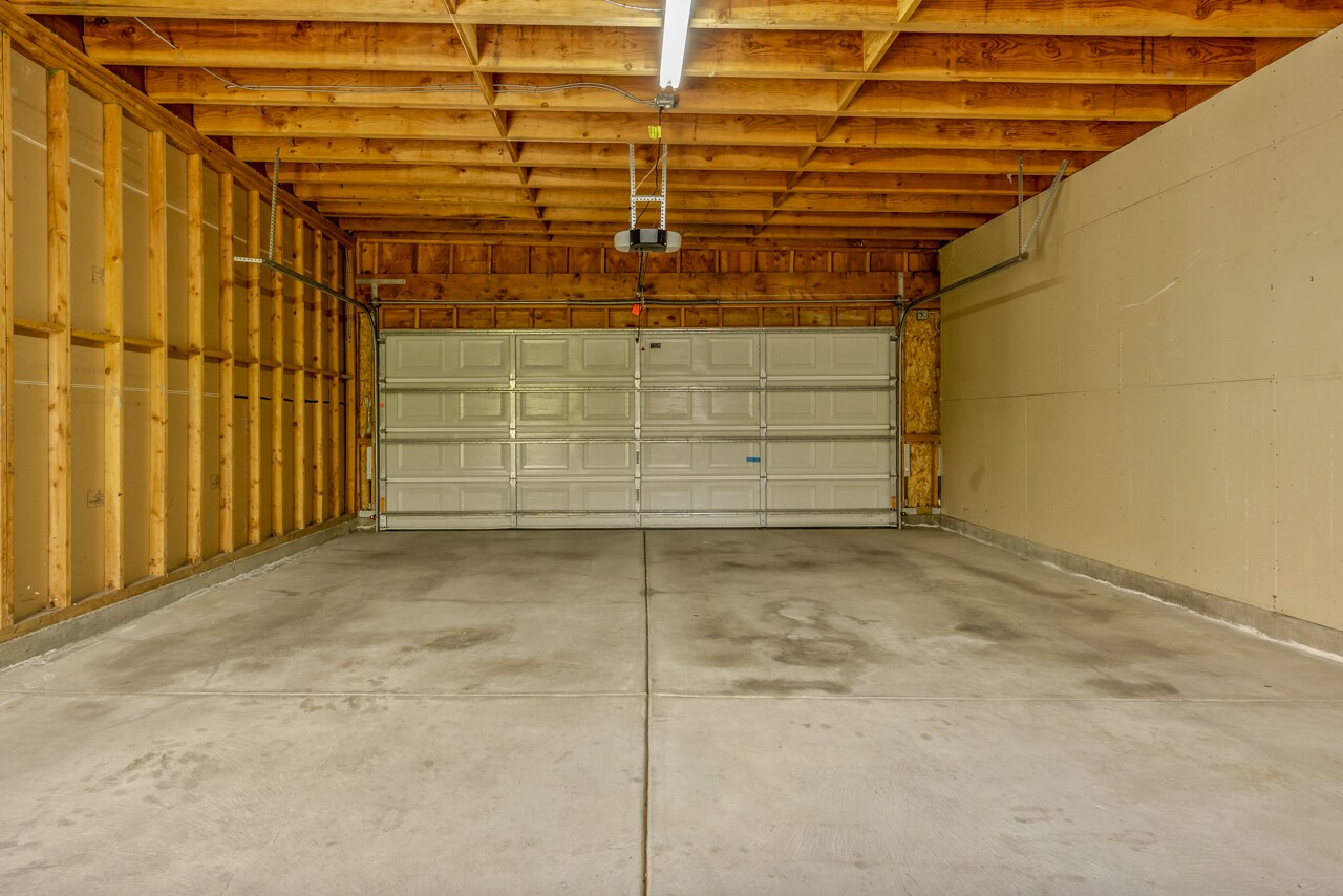 Building Photo - 1244 S Highland Ave