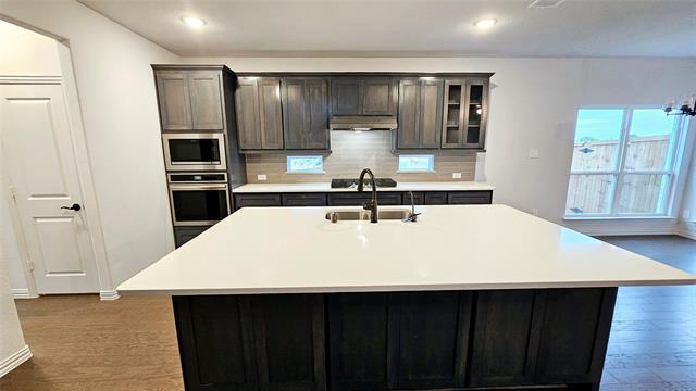 Building Photo - 3103 Grandview Dr