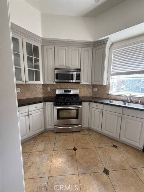 Building Photo - 4904 Laurel Canyon Blvd