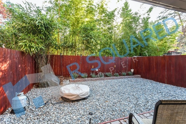 Building Photo - 14314 Stone Ave N