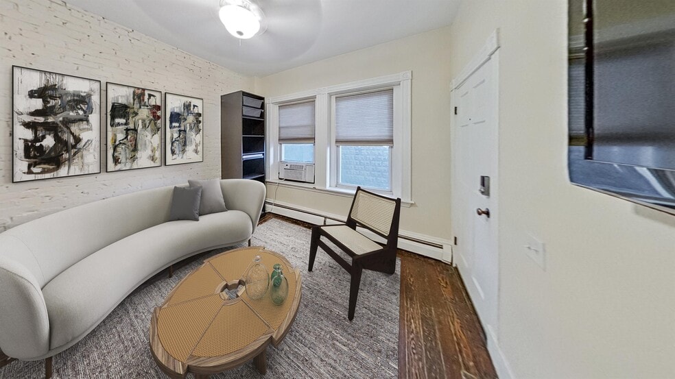 Building Photo - 3 Carmel St