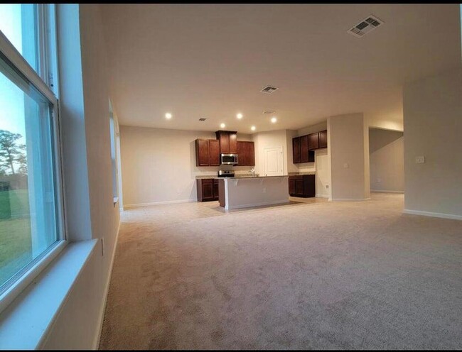 Building Photo - 4162 Keeson Cir