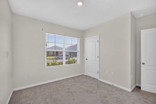 Building Photo - 537 Talisi Lp