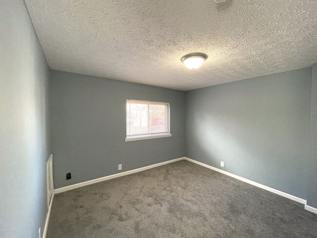 Building Photo - 1285 Linwood Ave
