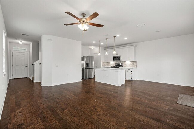 Building Photo - 7200 Grenadine Bloom Bnd