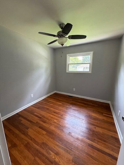 Building Photo - 1065 Hadwin Dr
