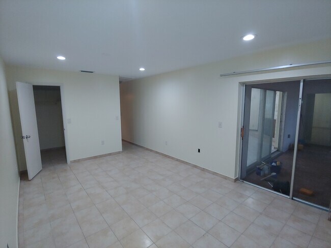 Building Photo - 4027 Audubon Dr