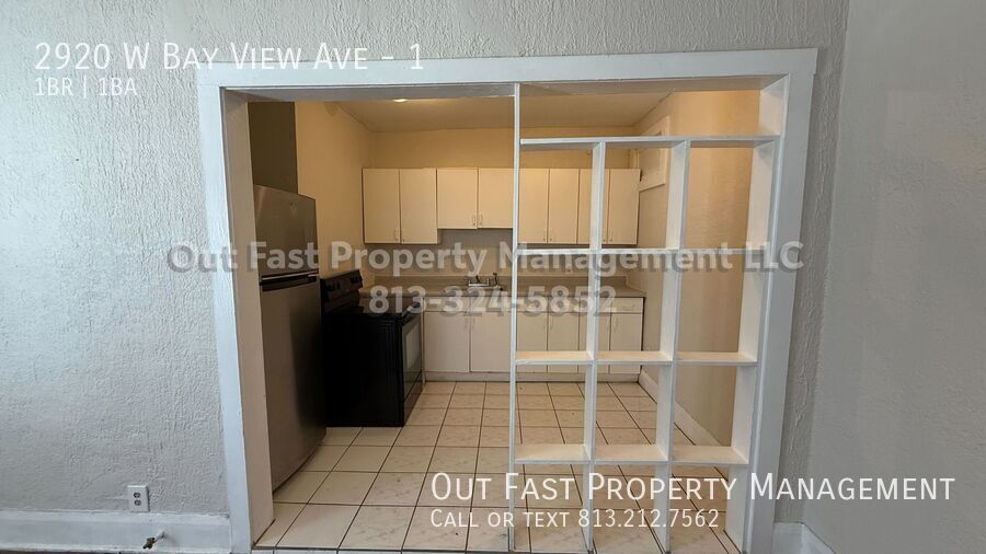 Building Photo - 2920 W Bay View Ave