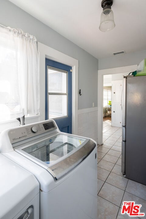 Building Photo - 5742 6th Ave