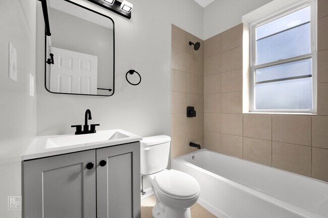 Building Photo - 1145 N Austin Blvd Chicago, IL 60651