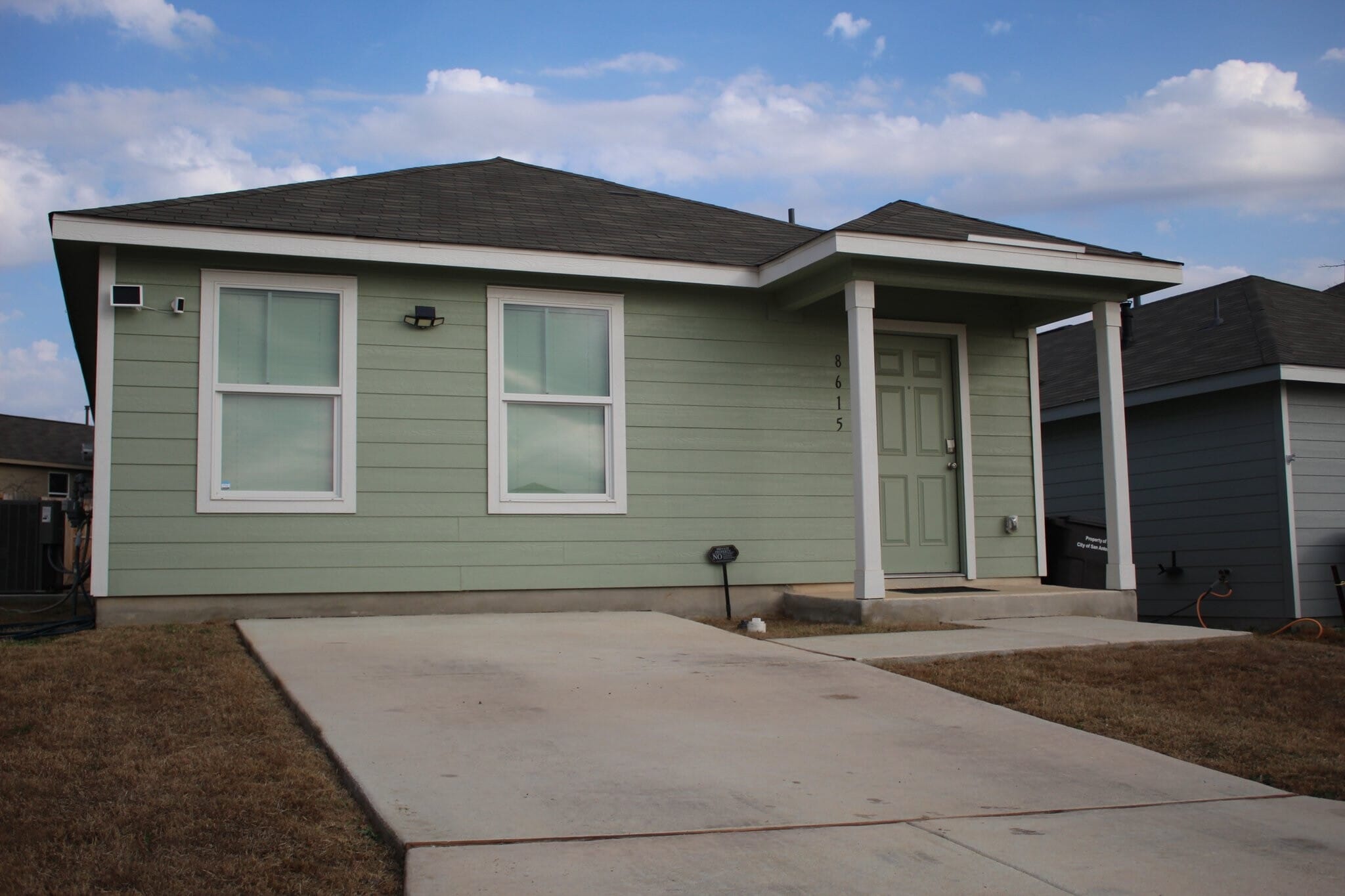 Building Photo - 8615 Astral Pl