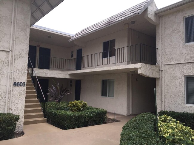 Building Photo - 8603 SW 68th Ct
