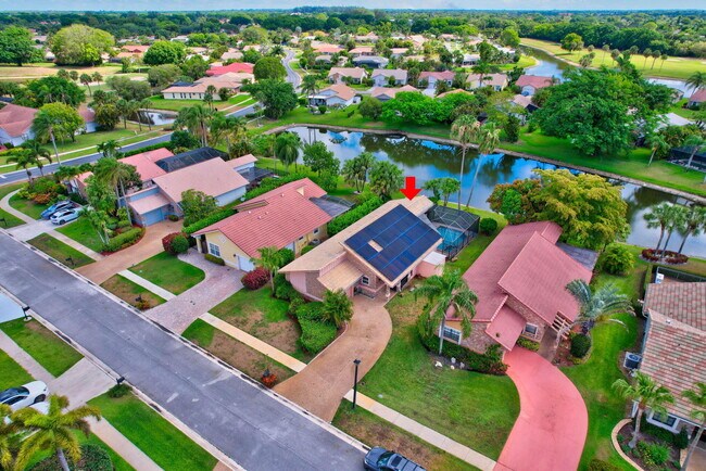 Building Photo - 10204 Camelback Ln