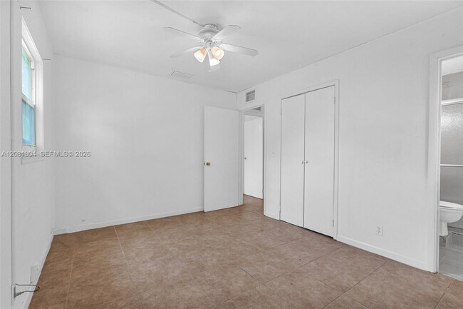 Building Photo - 3541 NW 7th Pl