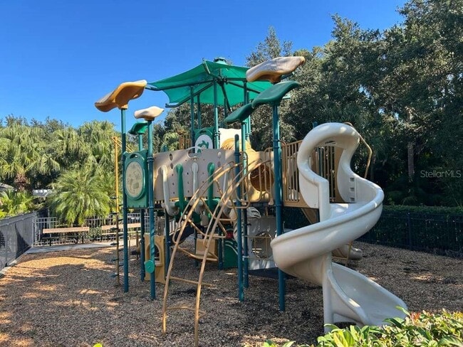 Building Photo - 2607 River Landing Dr