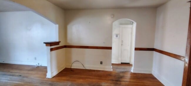 Building Photo - 7176 Hunter Ave