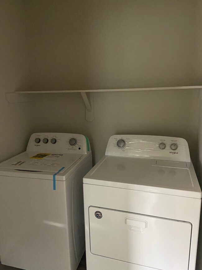 Building Photo - 13356 Isabella Blvd