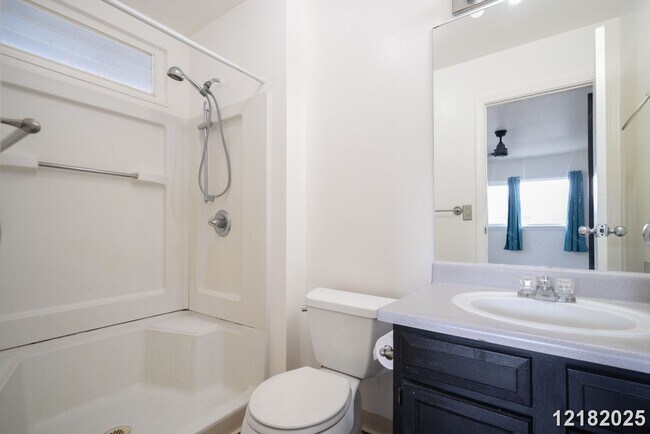 Building Photo - Spacious 4-Bedroom Home in Desirable Ewa Beach Neighborhood