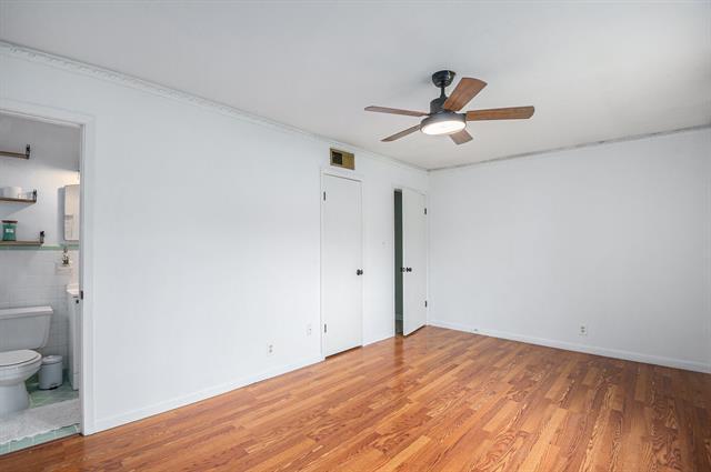 Building Photo - 5924 Walraven Cir