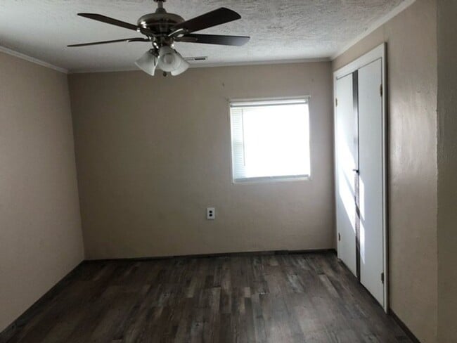 Building Photo - 115 Nancy Drive Rd