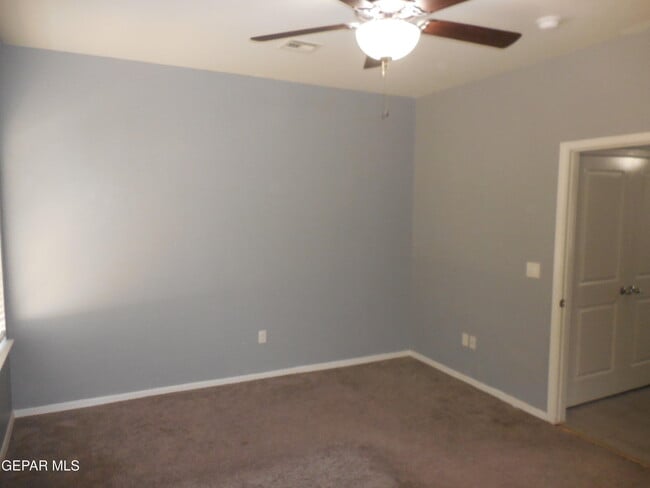 Building Photo - 12867 Ivelet Ct