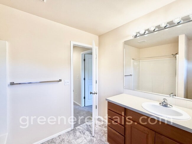 Building Photo - 4BR 2.5BA Home in West Olympia