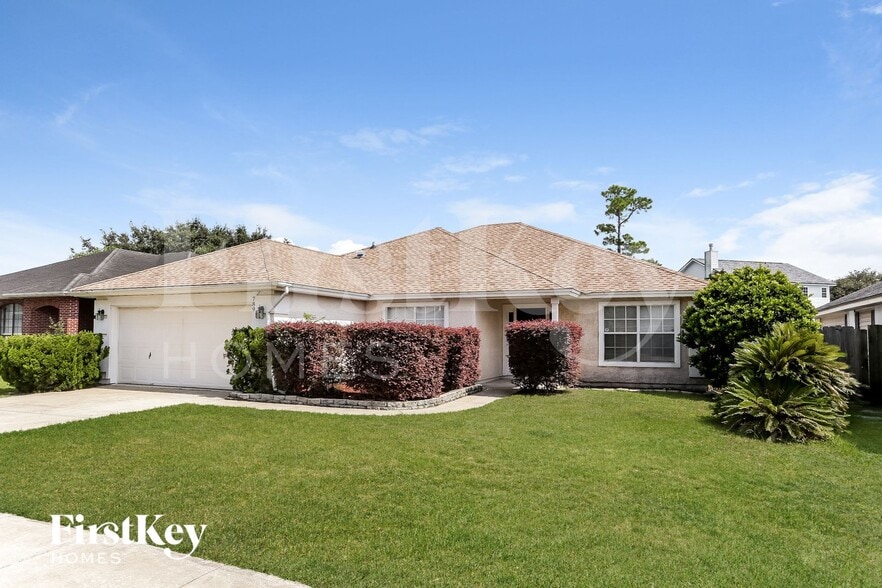 Building Photo - 789 Hickory Lakes Dr E