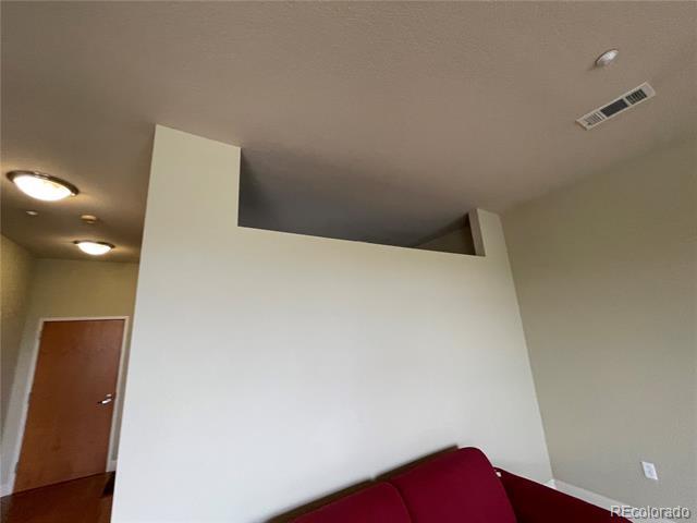 Building Photo - 5401 S Park Terrace Ave