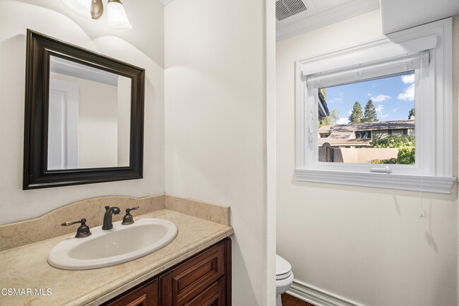 Building Photo - 3801 Mainsail Cir