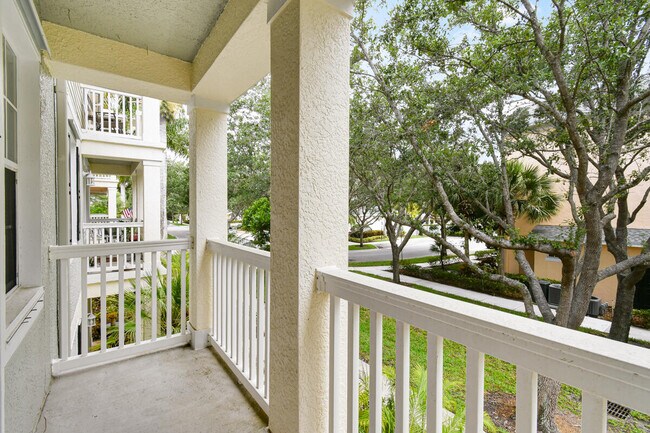 Building Photo - 275 Murcia Dr