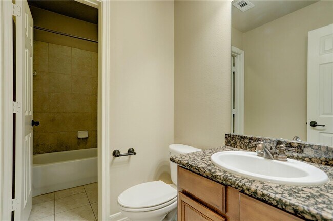 Building Photo - 1737 Aden Mist Dr