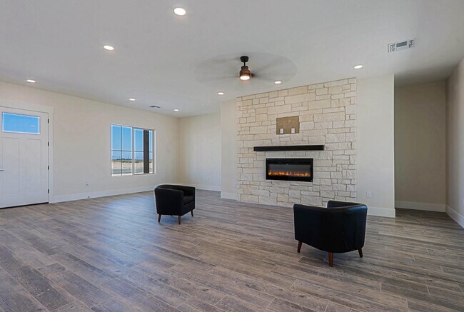 Building Photo - 2351 E Cana Ln