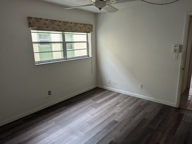 Building Photo - 4272 NW 89th Ave