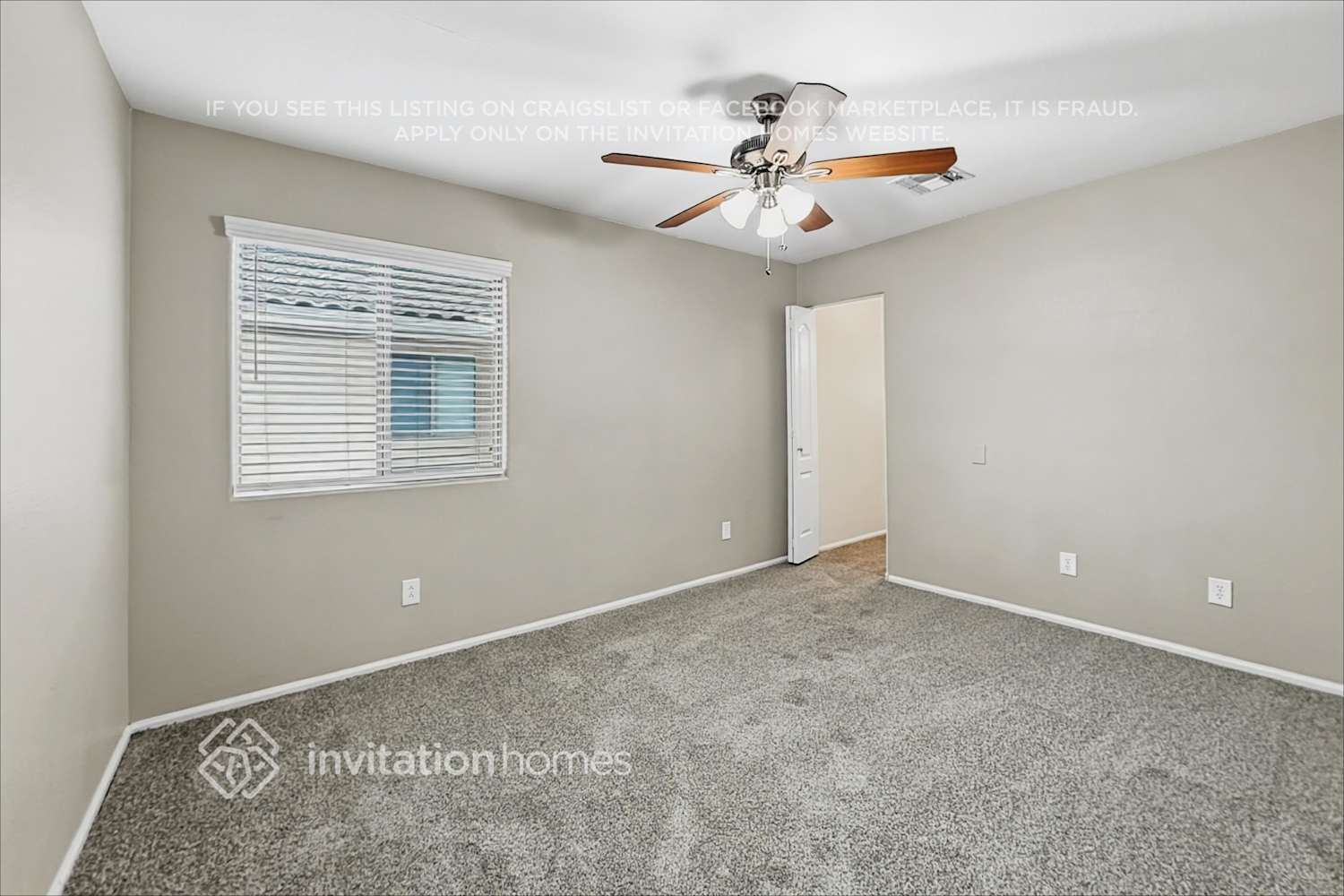 Building Photo - 447 W Corriente Ct