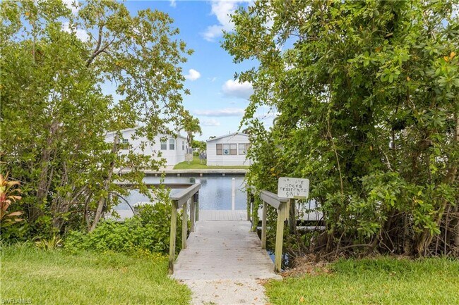 Building Photo - 3021 Sandpiper Bay Cir