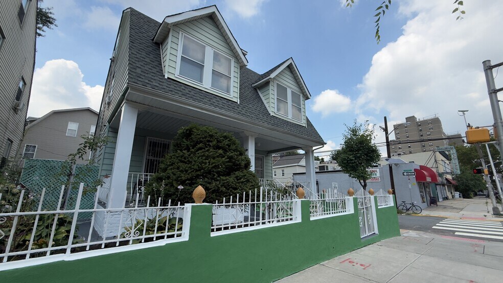 Building Photo - 2521 John F Kennedy Blvd