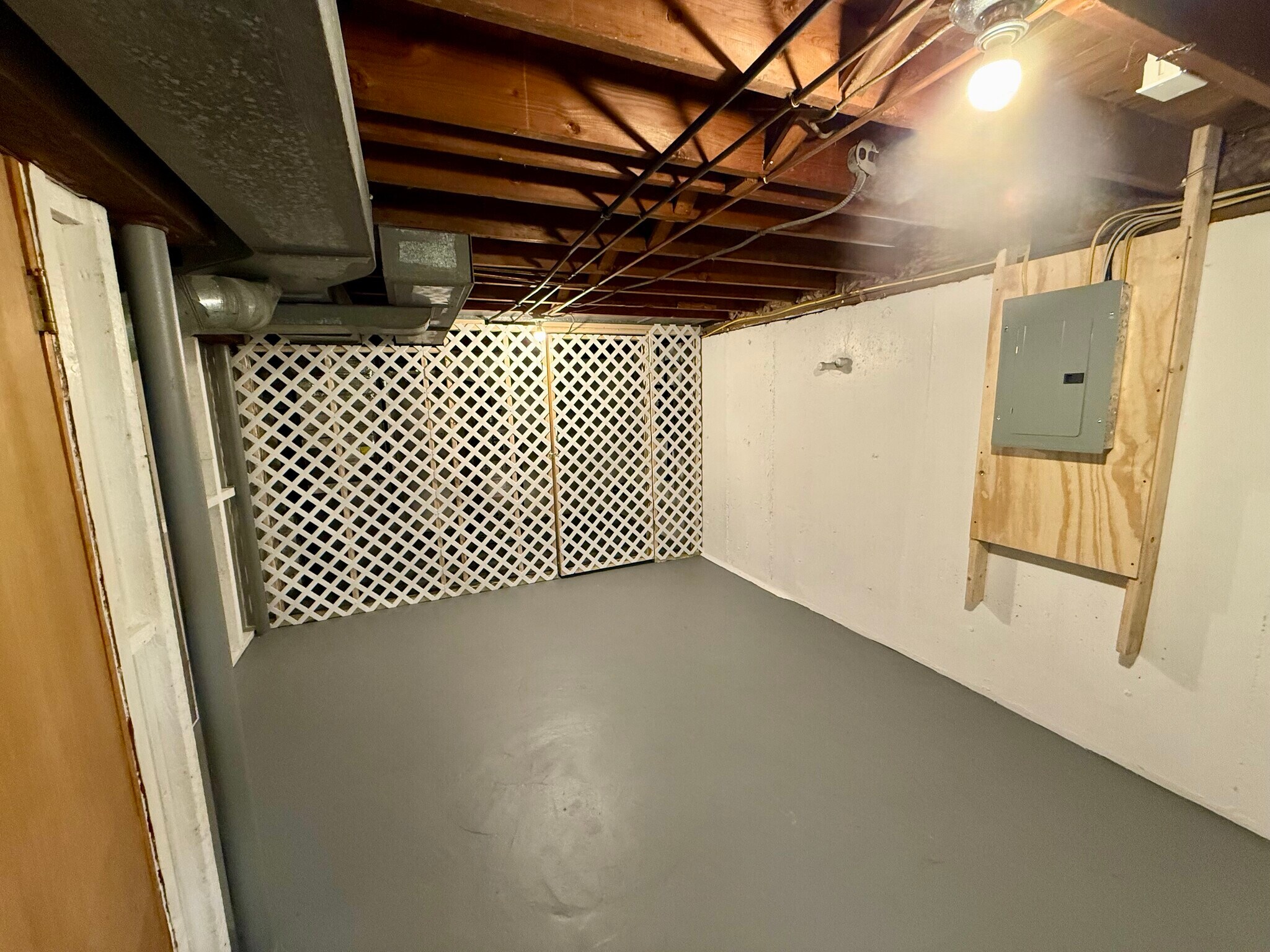 Building Photo - 160 Plantation Dr