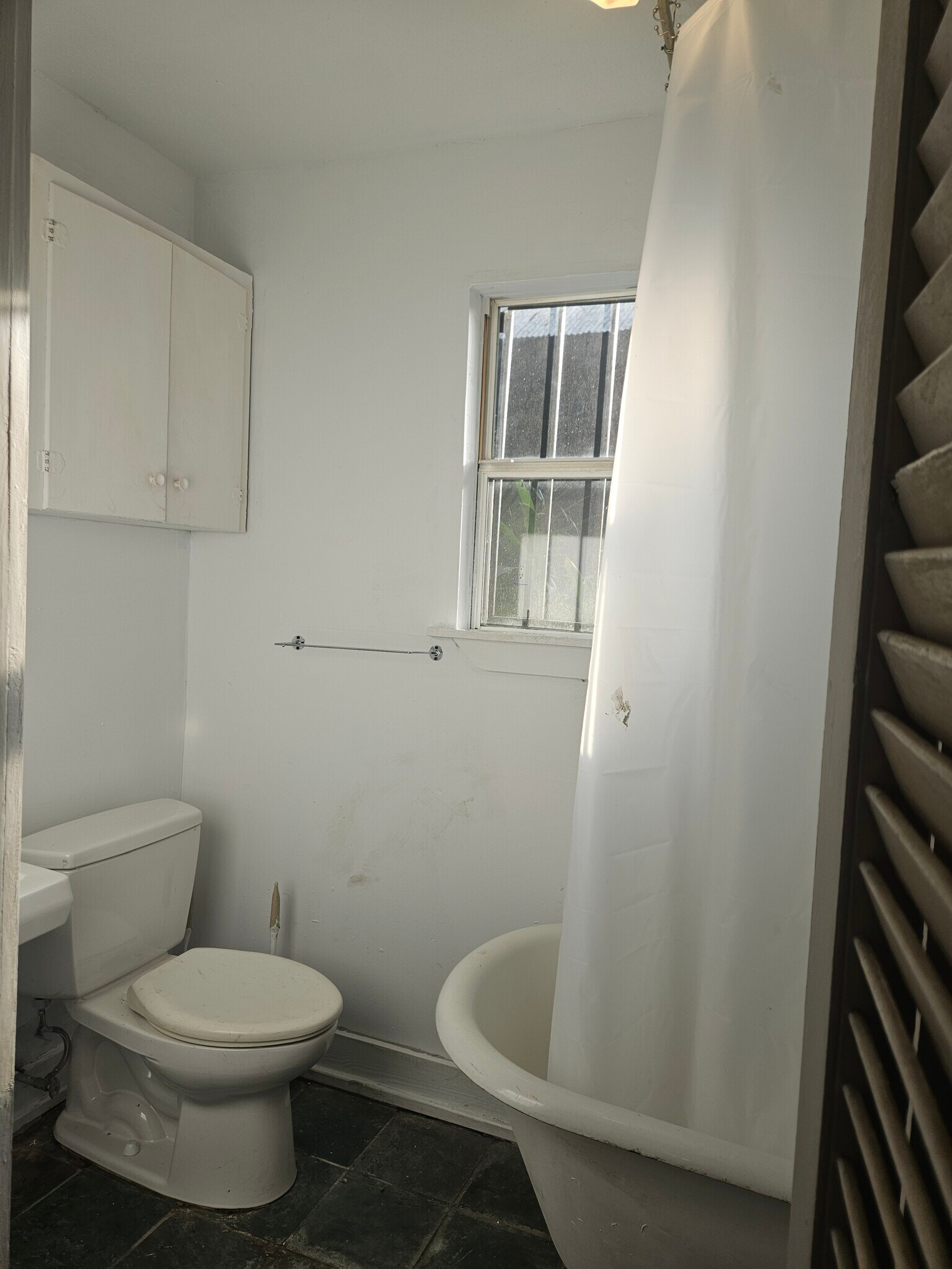 Building Photo - 2326 Esplanade Ave