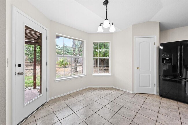 Building Photo - 9028 Heiden Lane