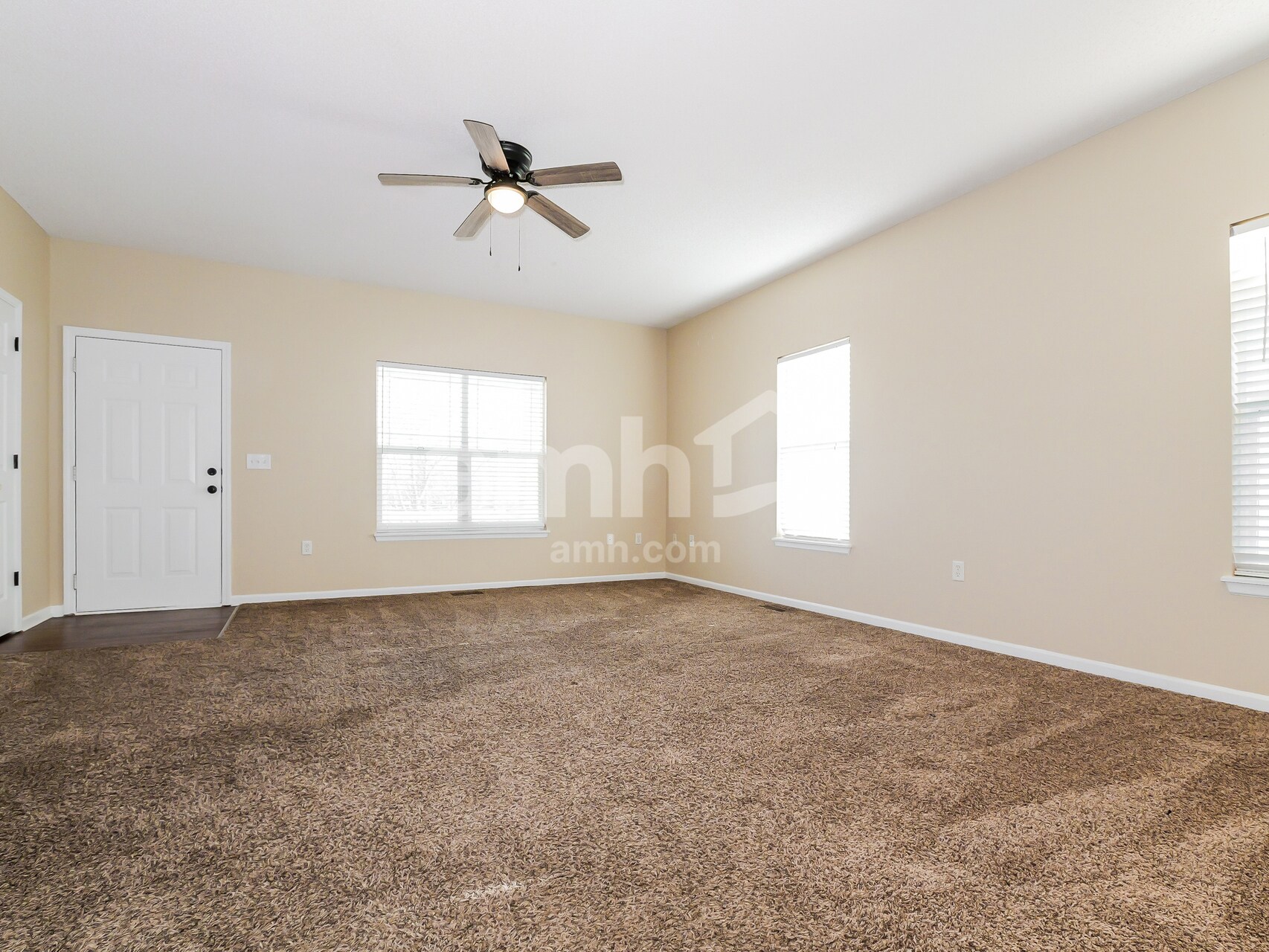 Building Photo - 2406 Fairfield Rd