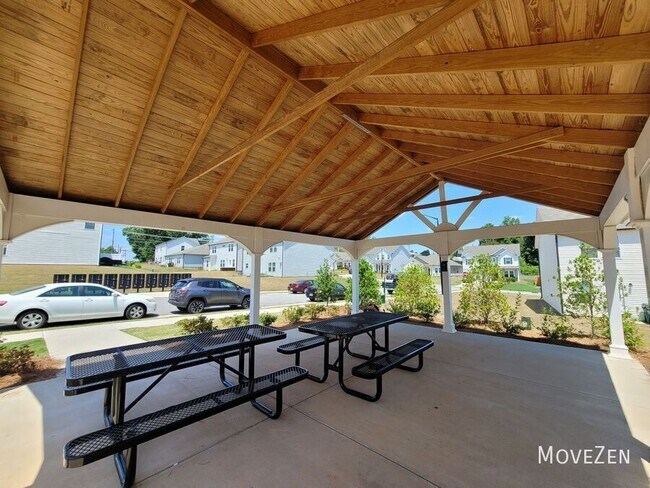 Building Photo - 808 Falls Grove Trl