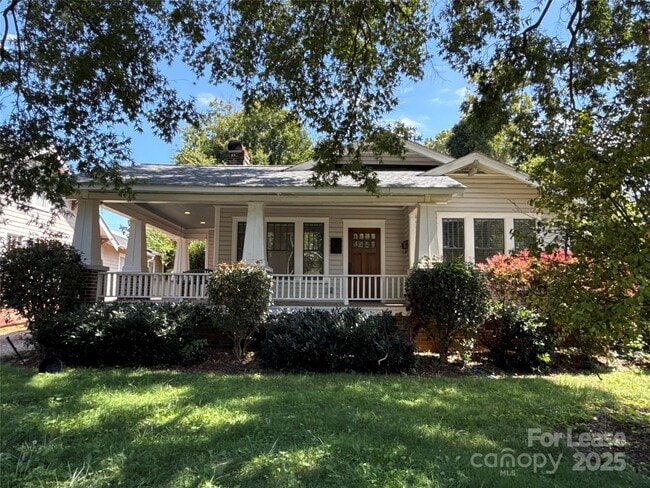 Primary Photo - 325 Walnut Ave