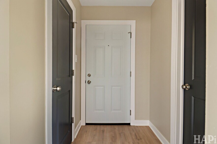 Building Photo - 7204 13th St