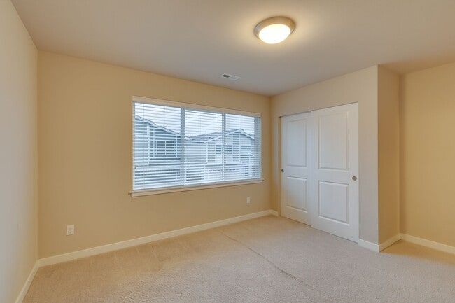 Building Photo - Beautiful Bothell Home Close to North Creek High!