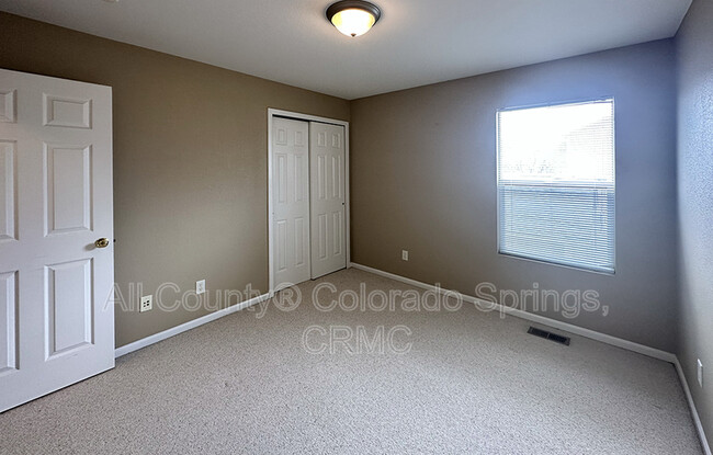 Building Photo - 2289 Gilpin Ave